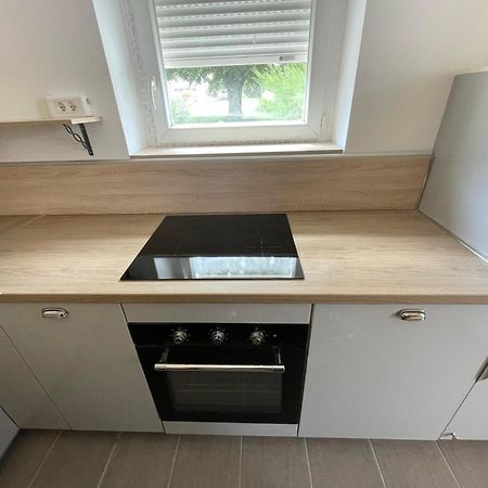 Apparemment T2 En Centre Ville Gournay-en-Bray Kültér fotó